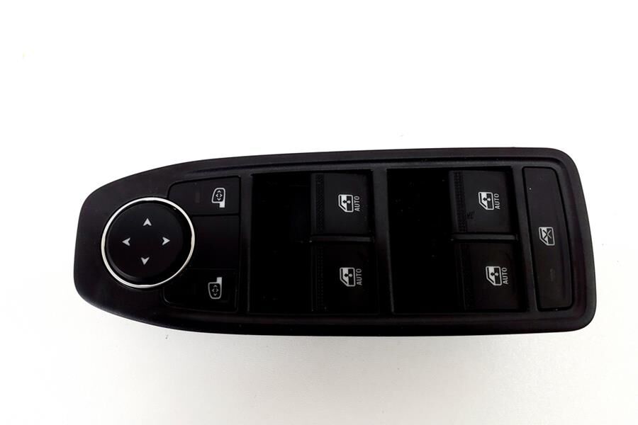 ÖN SOL CAM AÇMA DÜĞMESİ VE AYNA KUMANDA PANELİ REN...