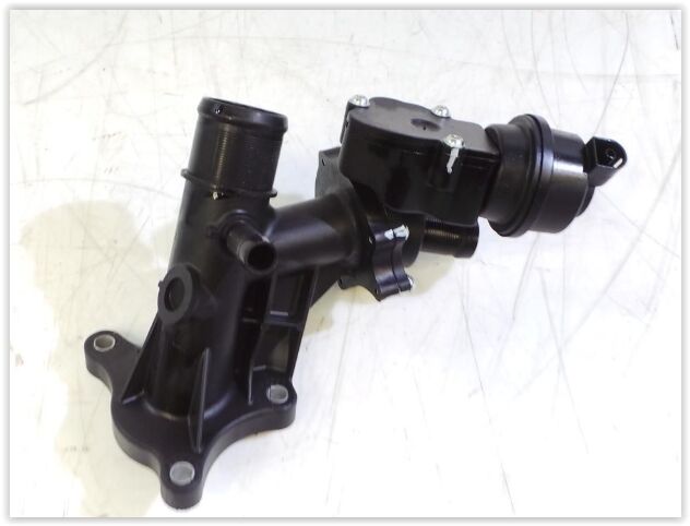 SOGUTMA SUYU CIKIS MANSONU MERCEDES OM622 OM626 W2...