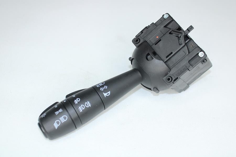 (x) FAR SİNYAL KUMANDA KOLU CLIO IV- LOGAN II-SAND...