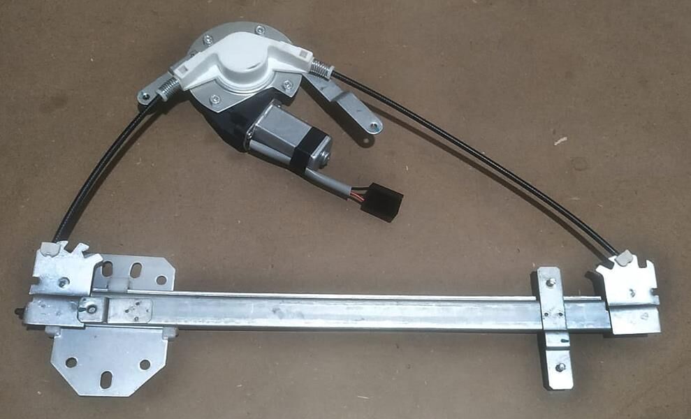 CAM KRİKOSU (MEKANİZMASI) ÖN SAĞ M131 DKŞ-SLX