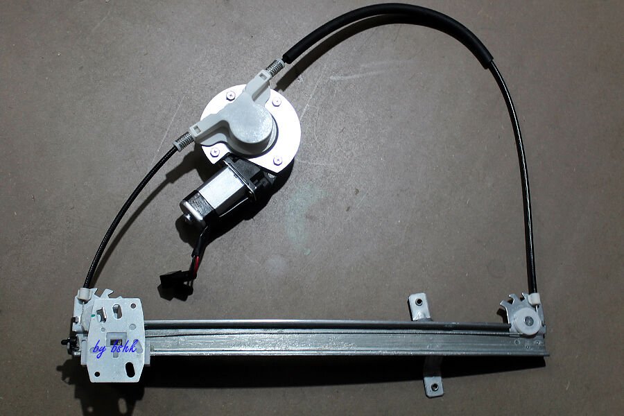 CAM KRİKOSU (MEKANİZMASI) ÖN SOL R9