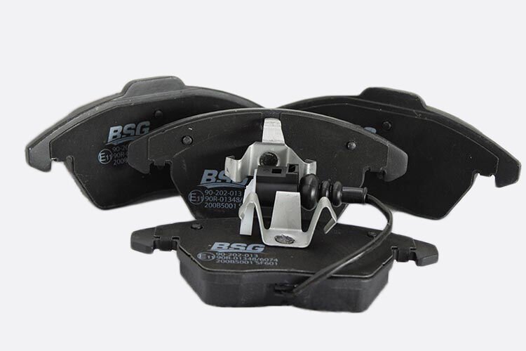 FREN BALATASI ON GOLF5-GOLF6-JETTA-CADDY-PASSAT-LEON  04-