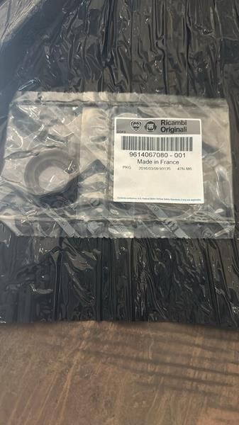 ŞANZUMAN ÖN KAPAK PRİZDİREK KEÇESİ P205-P206-P207-...
